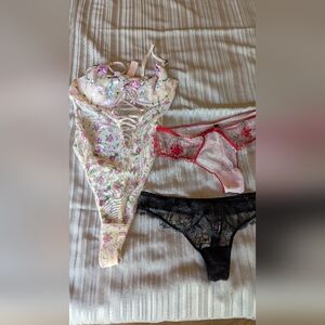 Victoria Secret Babydoll And 2 Panties All Size Medium